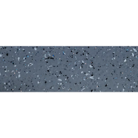 Grå terrazzo medelstor pool glasfiberpool Grenada med svarta, vita och blå fläckar