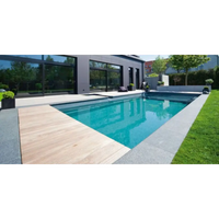 Modern rektangulär simbassäng i Natura Kiruna Paket med klarblått vatten