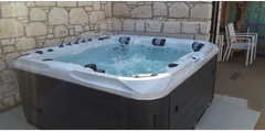 PassionSpa Felicity Mighty Wave -poreallas – valkoinen ja harmaa, mustat hierontasuuttimet
