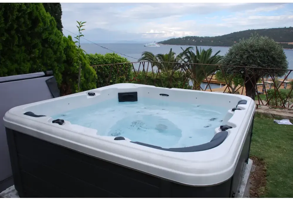 PassionSpa Relax -poreallas – Pure Collection, valkoinen ja musta, moderni muotoilu