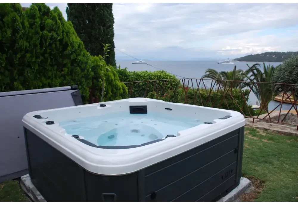 PassionSpa Relax -poreallas – Pure Collection, valkoinen ja tummanharmaa, moderni muotoilu, ulkotilassa