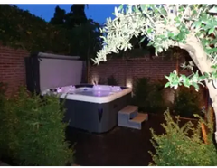 PassionSpa Relax -poreallas – Pure Collection, valkoinen ja harmaa, integroidut portaat