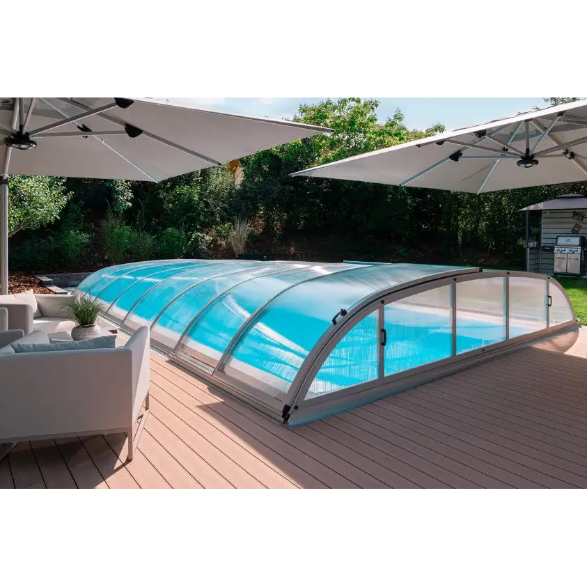 Pooltak Dallas med silverram över blå pool