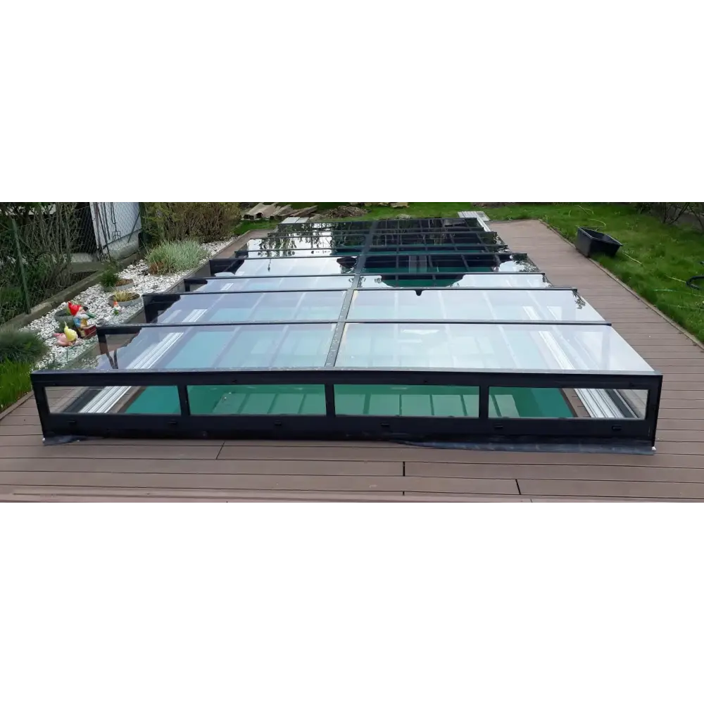 Pooltak Icon med sarg klarplast i antracit, svart ram och transparenta paneler