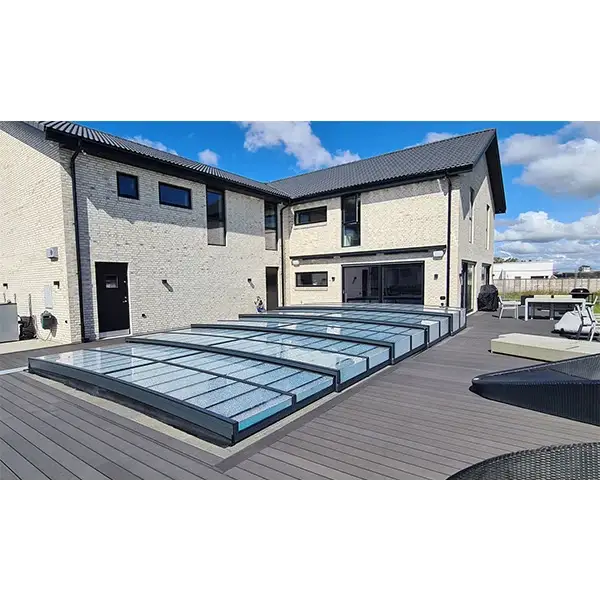 Moderna Sarg klarplast antracit glastakpaneler med mörka ramar