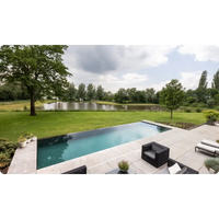 Pooltime Exklusiv ovanmark PP pool med oändlighetskant och turkost vatten